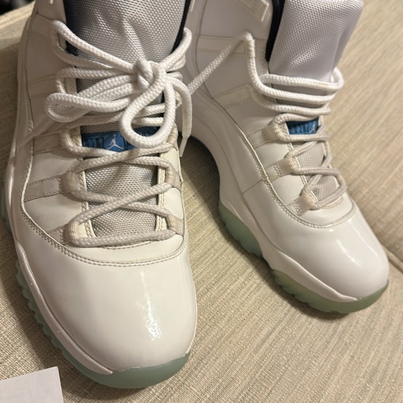 Nike Air Jordan Retro 11 ‘Legend Blue’ - Picture 9 of 9